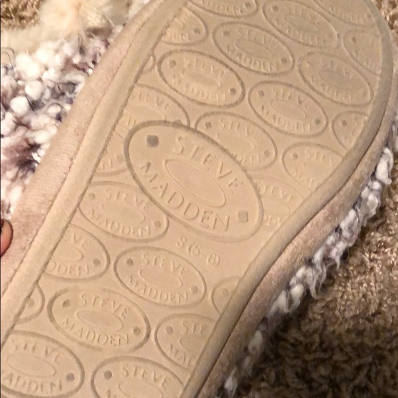 Super cute Steve Madden slippers boots - Picture 3 of 4